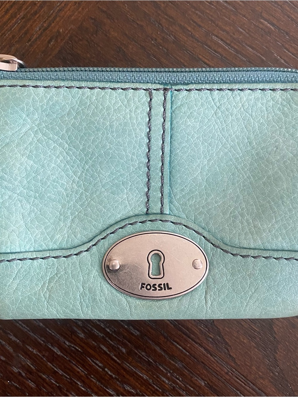 Fossil Mint Green Pebbled Leather Zip Wristlet